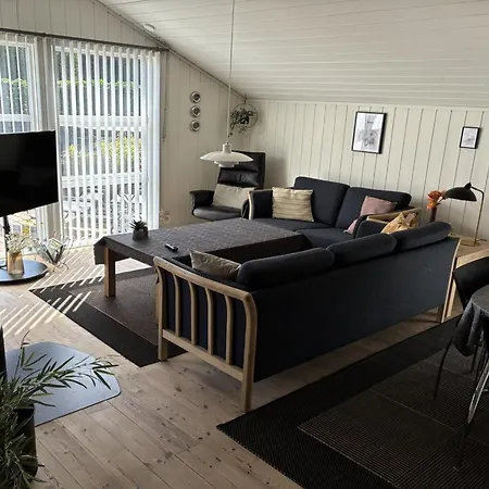 Enida - 350m To The Fjord By Interhome 度假居 *