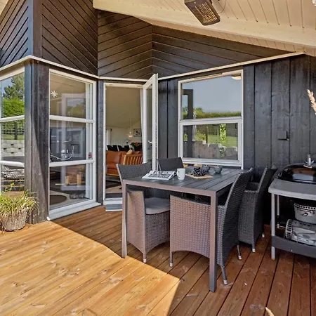 Enida - 350m To The Fjord By Interhome *