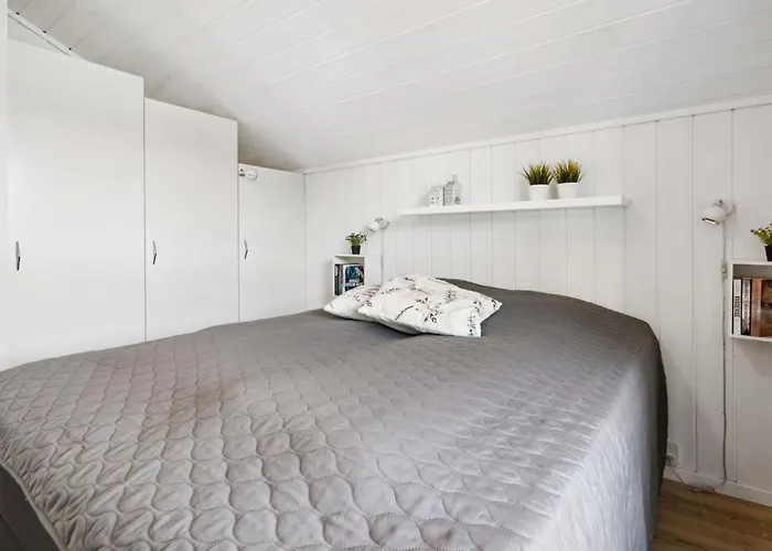 Enida - 350m To The Fjord By Interhome *